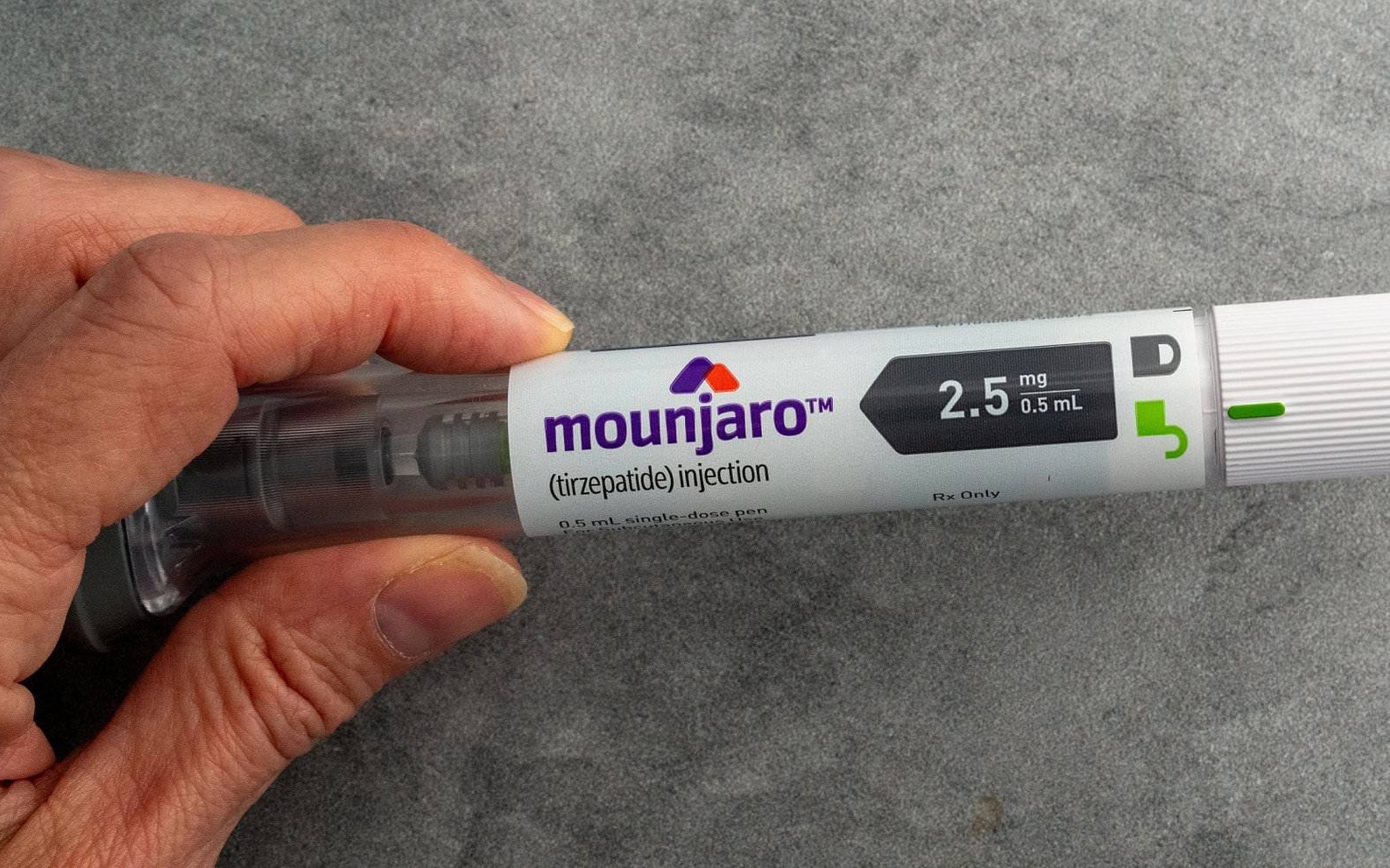 Why does skin start bruising after injecting Mounjaro